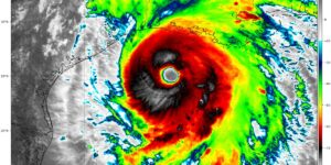 TC Laura IR satellite image 21Z 26 Aug 2020